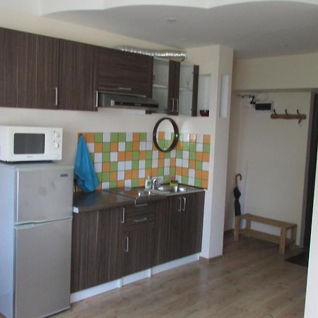Tomik Apartamento Liepāja Exterior foto