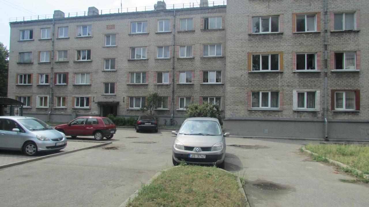 Tomik Apartamento Liepāja Exterior foto